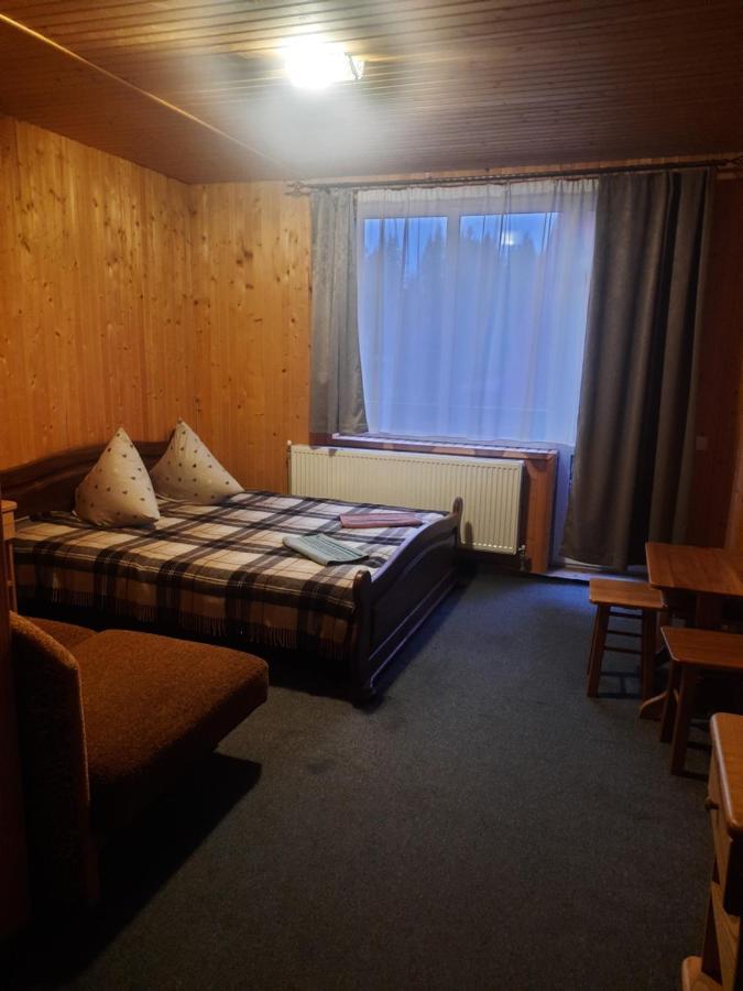 Hotel Novoe Shale Yablunytsya Bagian luar foto