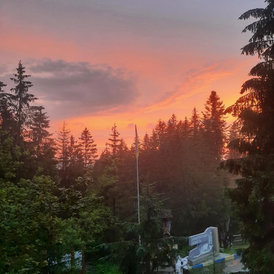 Hotel Novoe Shale Yablunytsya Bagian luar foto