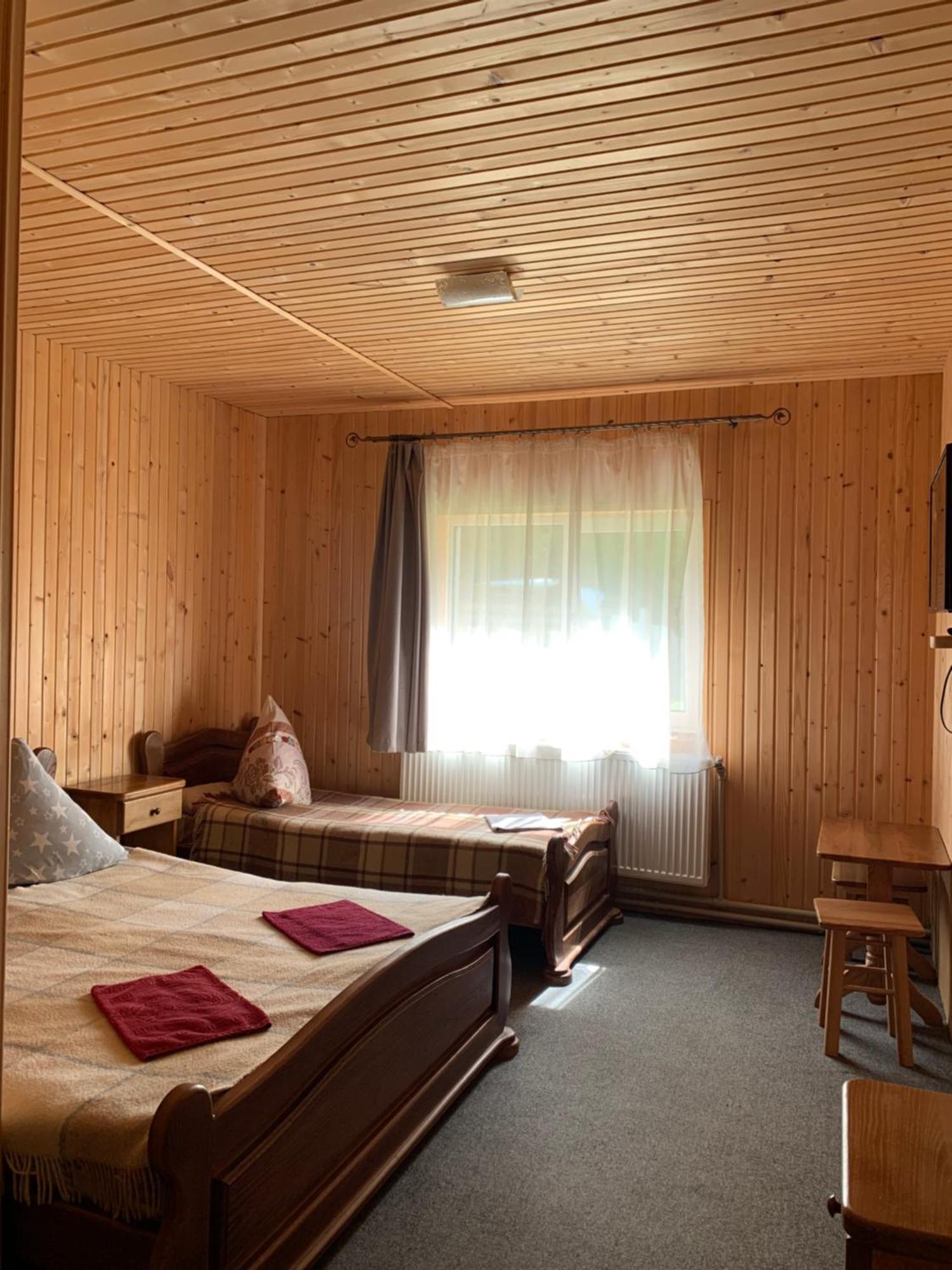 Hotel Novoe Shale Yablunytsya Bagian luar foto