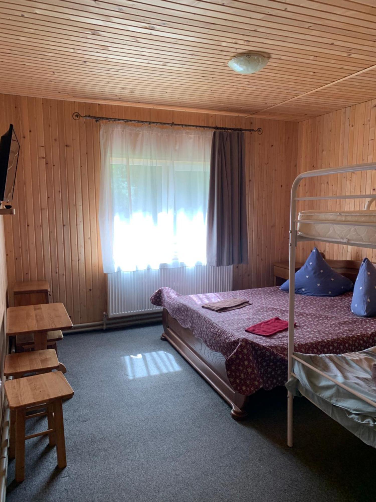 Hotel Novoe Shale Yablunytsya Bagian luar foto